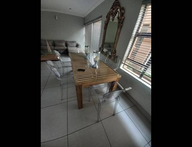 3 BEDROOM TOWNHOUSE FOR SALE IN MANTEVREDE